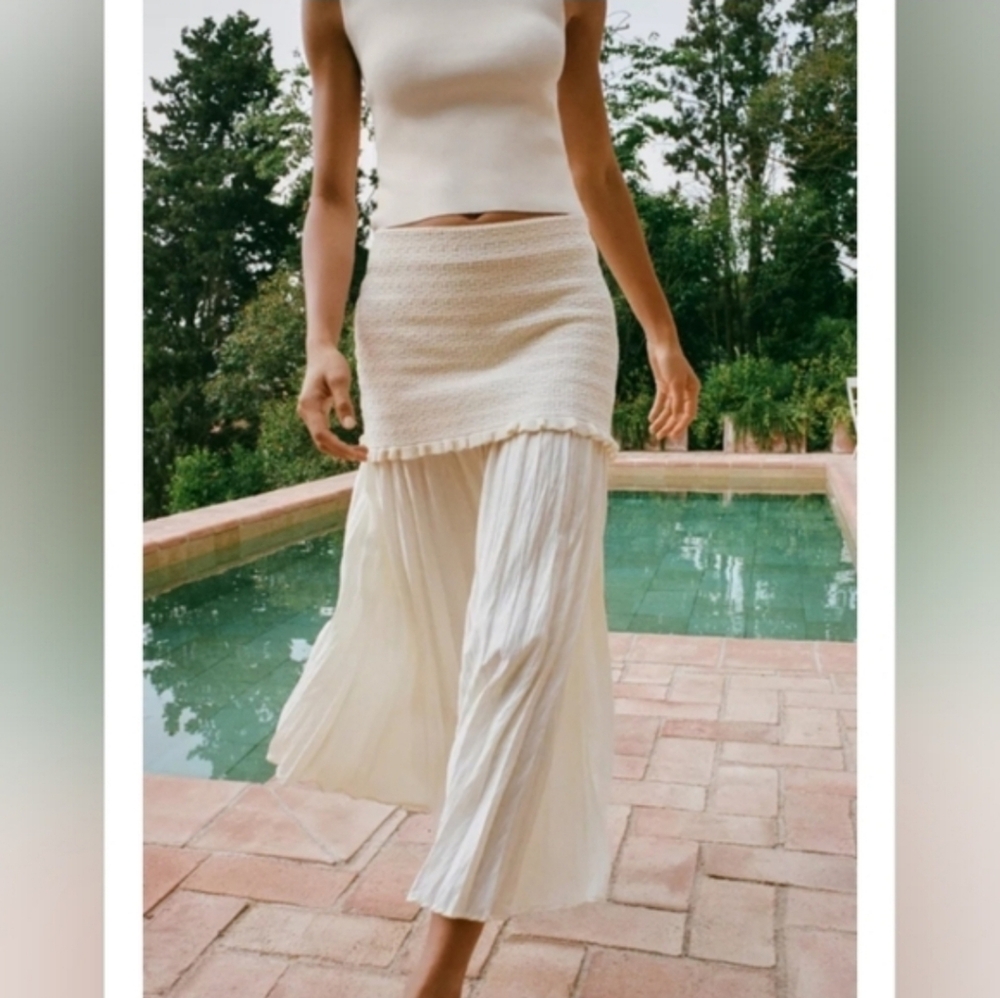 Zara combined Knit Skirt Ecru